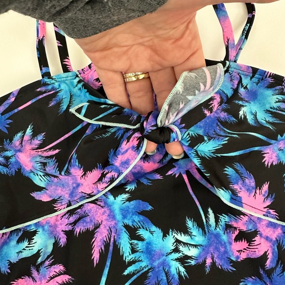 Art Class Girls XL (14/16) Black with Neon Blues and Pinks One Piece Swi… - Picture 3 of 7